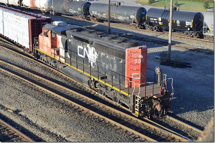CN 5319 SD40-2W is a classic. View 2. Fulton KY.